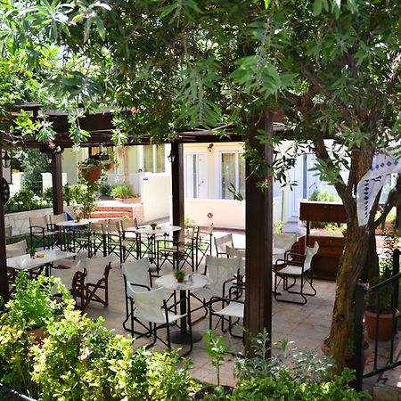 Sofia Studios & Apts Ayía Marína Екстериор снимка