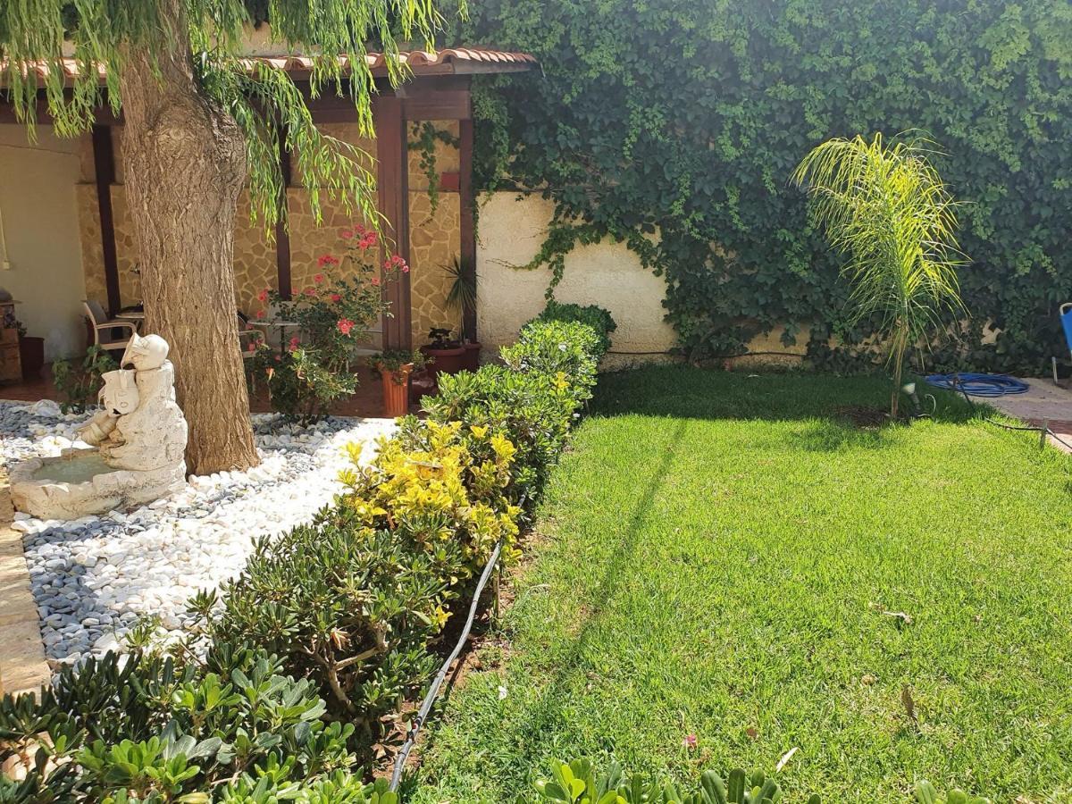 Sofia Studios & Apts Ayía Marína Екстериор снимка