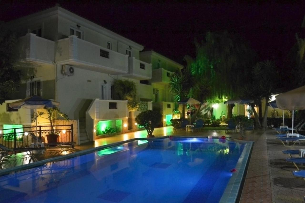 Sofia Studios & Apts Ayía Marína Екстериор снимка