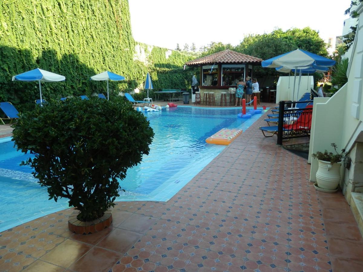 Sofia Studios & Apts Ayía Marína Екстериор снимка