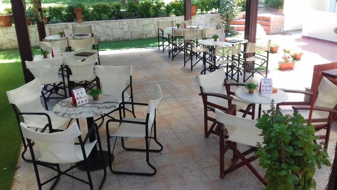 Sofia Studios & Apts Ayía Marína Екстериор снимка