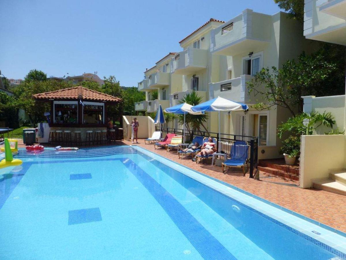 Sofia Studios & Apts Ayía Marína Екстериор снимка