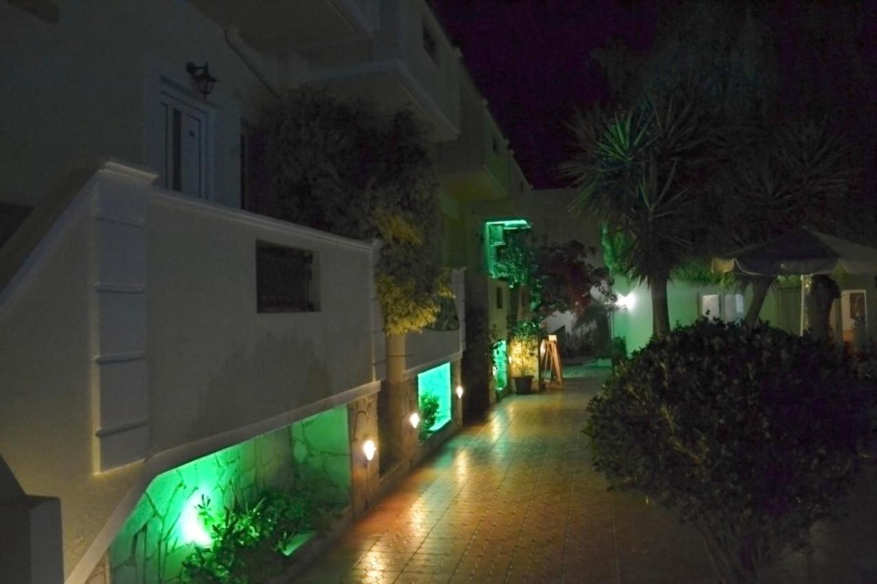 Sofia Studios & Apts Ayía Marína Екстериор снимка