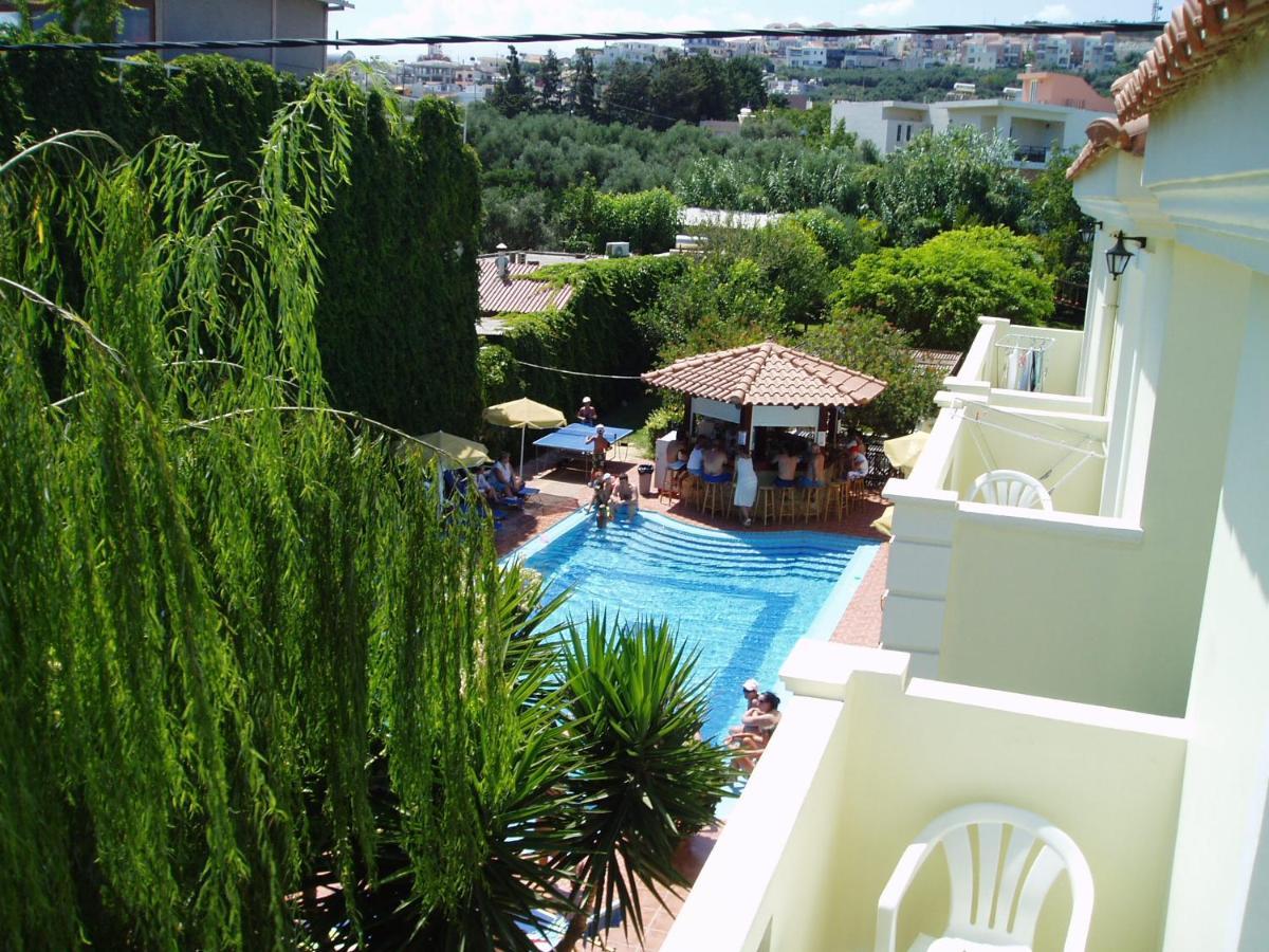 Sofia Studios & Apts Ayía Marína Екстериор снимка